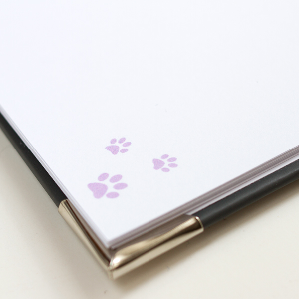detalle paginas interiores album mascotas dots